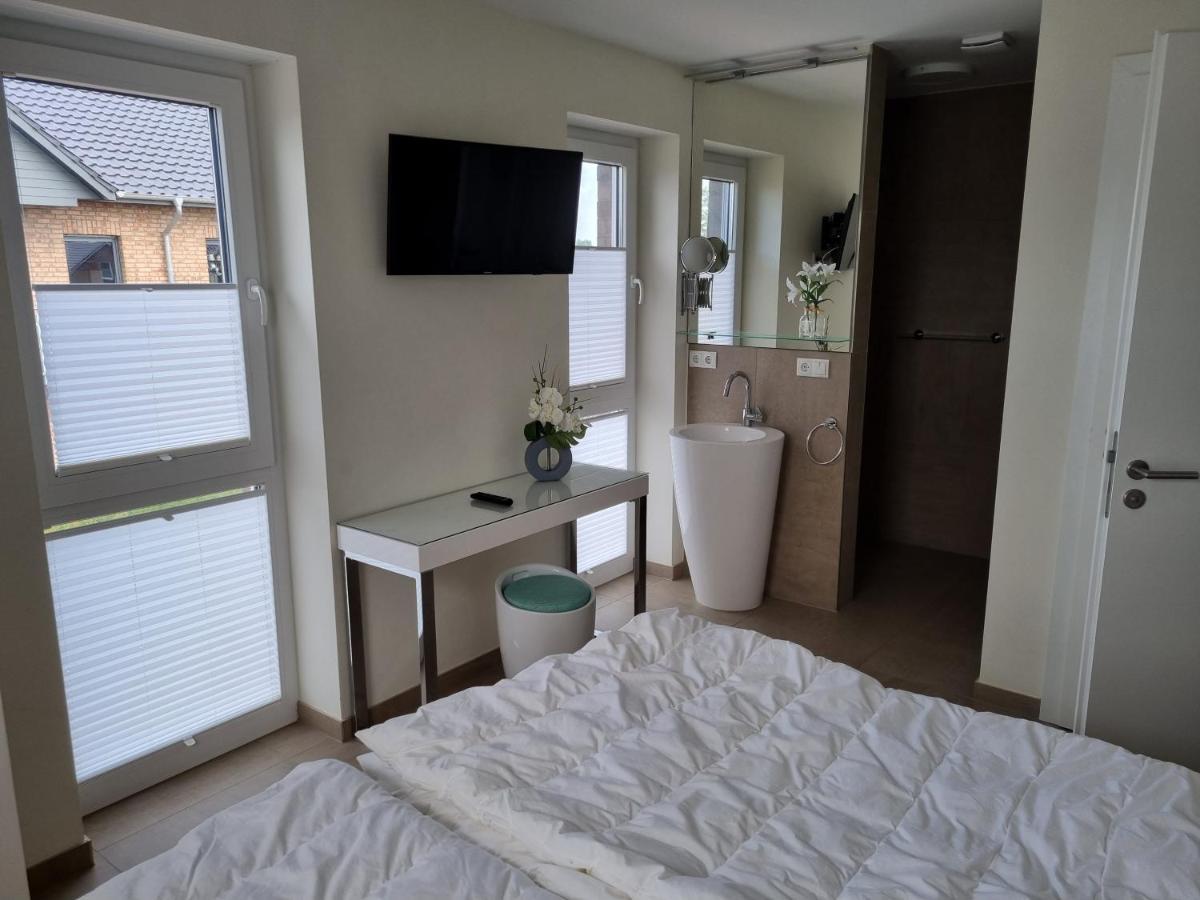 Neu!Moderne, Lichtdurchflutete Dhh, Zentral, Garten, Wallbox, Wlan Бутадинген Екстериор снимка